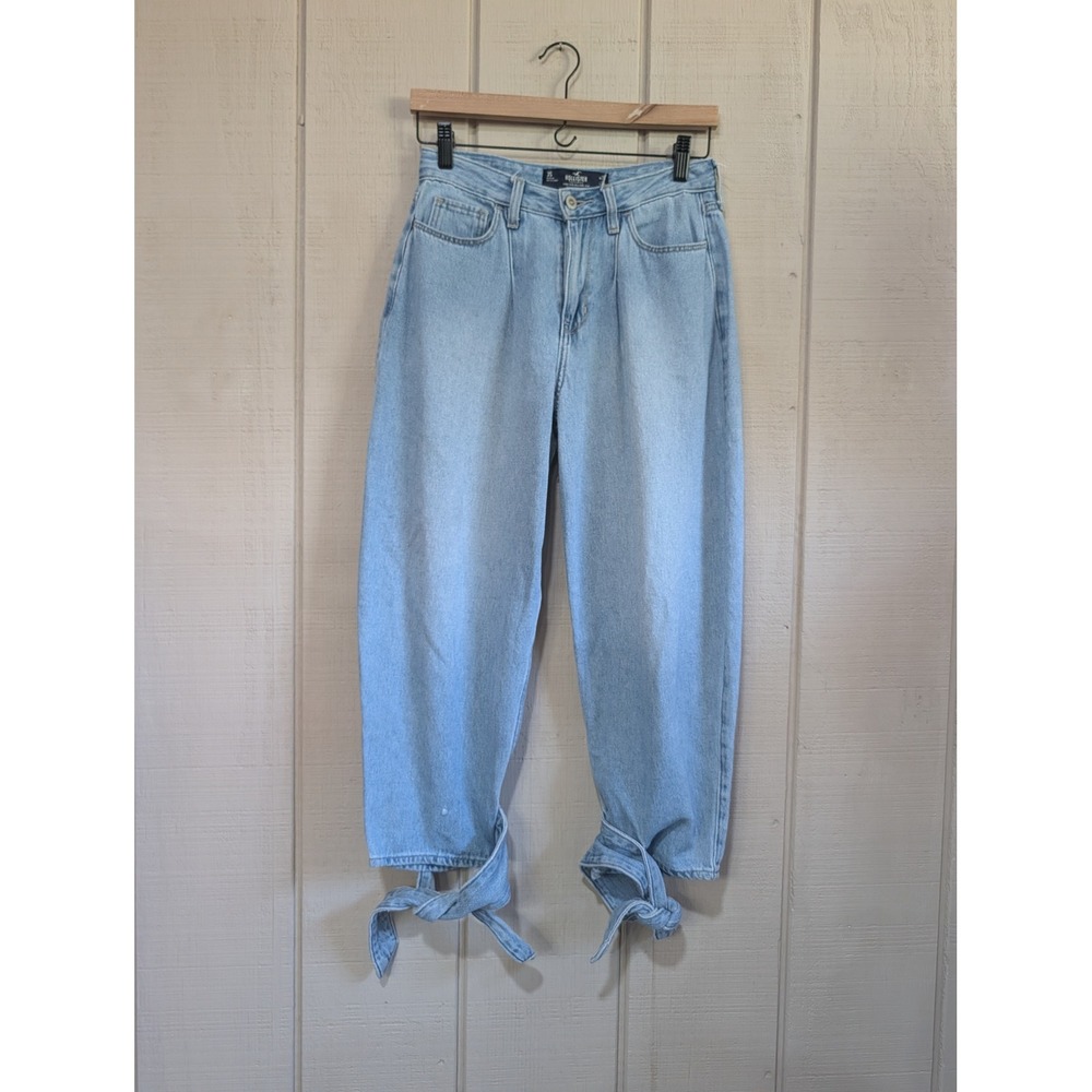 Hollister High Rise Balloon Jeans Light Wash Tie Ankle